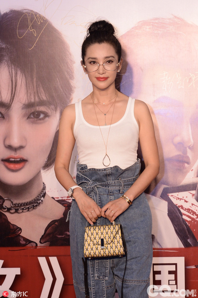 2017年7月16日，北京，众星出席《闪光少女》全球首映礼。