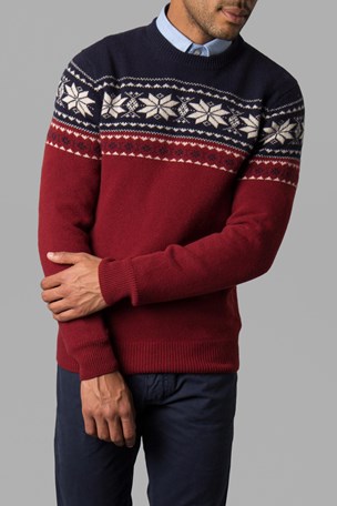 NO.14: Hackett的Christmas jumper.
圣诞将至，抛弃那些小鹿和雪人图案的毛衣，Hackett的Christmas jumper不需要花哨的节日风，相反，这是一件可以穿一整季的羊毛衫。
