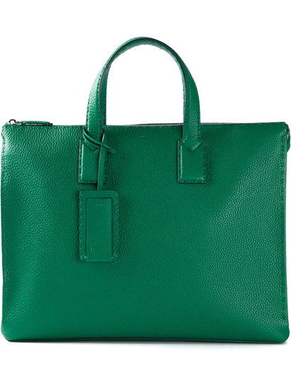Fendi，约合人民币14324元，'Selleria'绿色手提包。