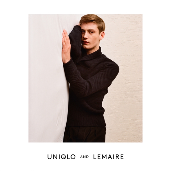 UNIQLO[优衣库]携手Lemaire，首度推出联名系列，精心甄选高端面料，诠释优雅极致、经典时尚的品位。精致优雅、自信从容，在任何场合完美演绎风格品位。

这是UNIQLO[优衣库]“服适人生”理念与品位的另一种展现，源自对个人风格的充分尊崇。