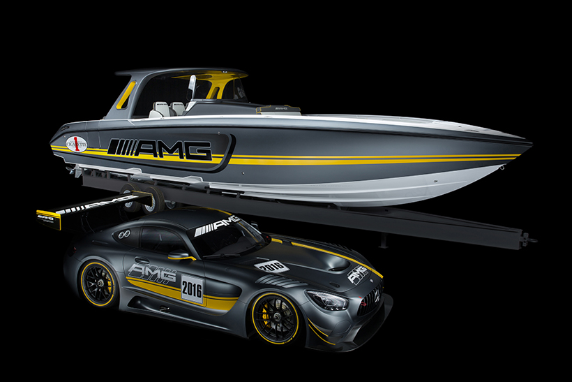 在美国佛罗里达迈阿密举办的International Boat Show上，梅赛德斯-AMG和Cigarette Racing连续第六次联手打造以AMG赛车为灵感的极速快艇。这次的主角是以AMG GT3赛车为蓝本创造的Cigarette Racing Team 41’ SD GT3快艇。
