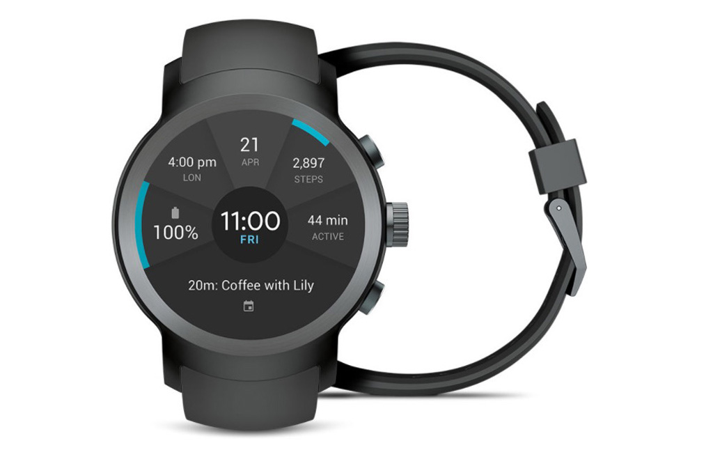 NO.3 LG Watch Sport
LG Watch Sport可以说是现在很火的智能手表，配置的系统是Android Wear 2.0，同时可以支持LTE和NFC支付，也支持第三方支付。此款手表的屏幕是480×480像素的1.38英寸OLED屏幕，348ppi的像素密度已经超越了苹果的Apple Watch Series。同时支持防水功能，也可以独立于手机使用。
参考价格：349美元（约合人民币2410元）
