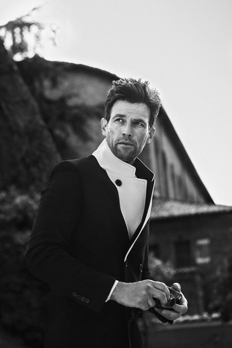 跟踪Follow Me_潮流_GQ男士网