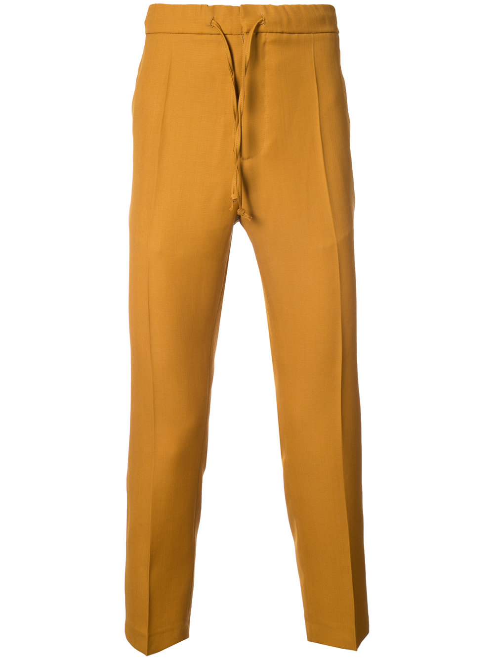 每日穿搭｜黄色系的裤子怎么穿才不轻浮