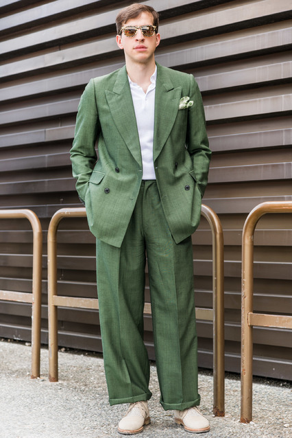 Konstantin
Sunglasses: Carrera x Jimmy Choo
Suit: Dries Van Notten
Polo: COS
Pocket square: LBM 1911
Shoes: Missoni

Cheapest piece: my polo
Oldest piece: the suit from 3 years ago

Inspiration: I’m celebrating Pitti Uomo’s color theme today!（为了庆祝Pitti Uomo的色彩主题！）