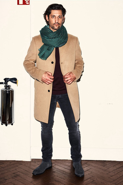 Wormland在2016年秋冬大片中继续与传奇模特Tony Ward合作。高对比度的画片，Tony Ward表现了一种嬉皮笑脸的态度，玩乐放松的姿态体现了他的老练。笔挺的西装，牛仔裤，夹克衫，属于秋季的色彩，让人与服装都更具成熟的魅力。