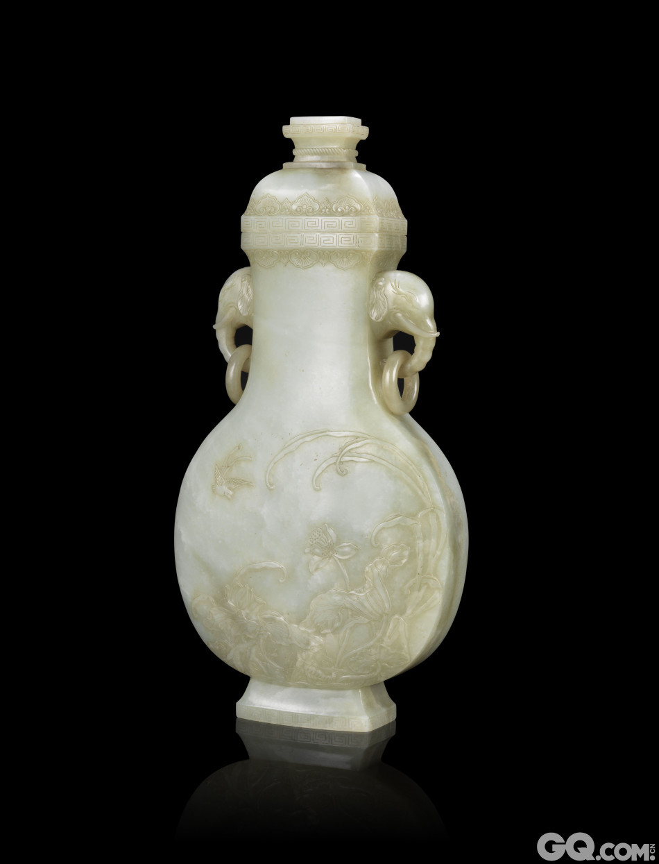 皇家用的玉瓶，估价260,000 - 390,000美元。