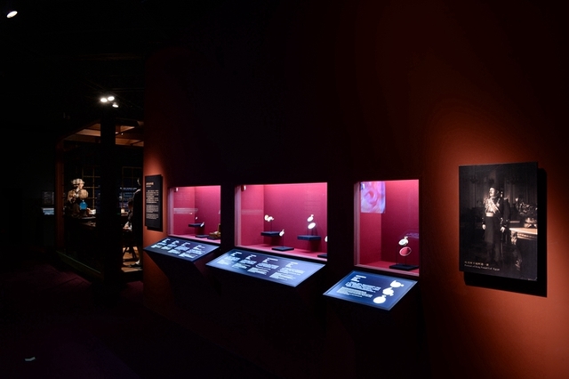 “日内瓦：时光之芯——瑞士钟表文化之源”展览展区与展品