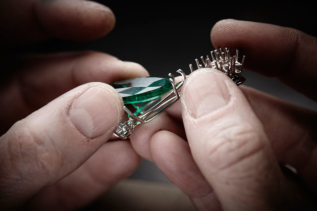 
自1998年起，瑞士高级腕表珠宝品牌Chopard萧邦就已经成为戛纳国际电影节官方合作伙伴。
在今年5月的电影节上，Chopard萧邦将发布重磅消息：为品牌 “可持续发展的奢侈品之路（The Journey）”计划树立又一里程碑。
