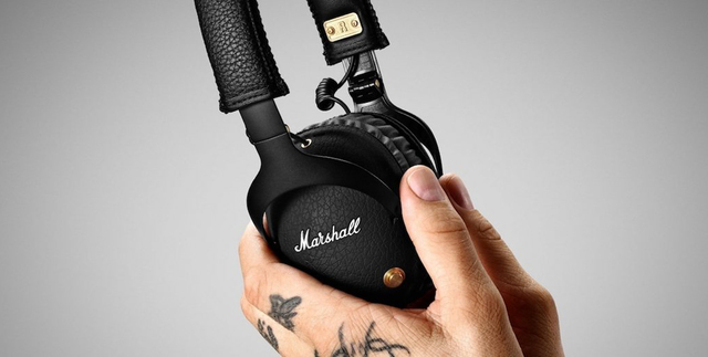 NO.2Marshall Monitor Bluetooth
Marshall Monitor Bluetooth是一款蓝牙耳机，延续了Marshall的经典头戴式耳机。从耳机的细节就可以看出它是一款摇滚耳机，例如耳机机上的铆钉和皮革头梁，可以在众多耳机中脱颖而出。
参考价格：1999元
