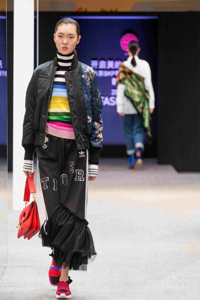 SKP秋冬新品时装秀华丽启幕 开启美的力量 缔造时尚梦想
