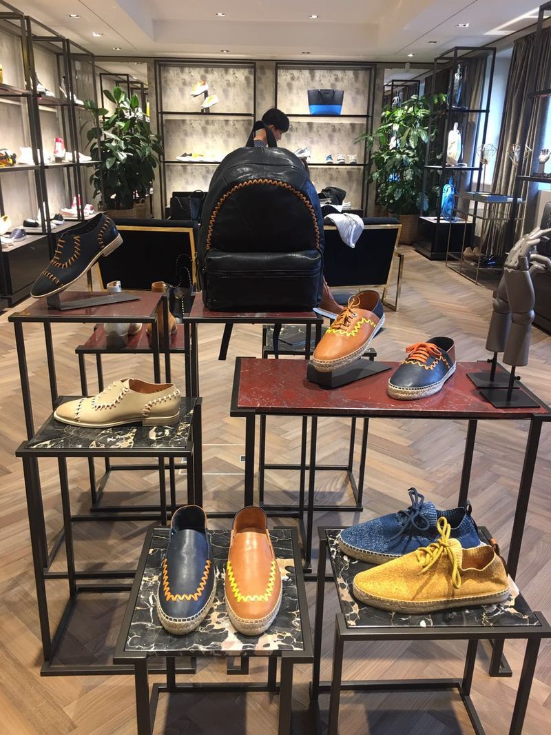 Jimmy Choo 2019 年男士春夏系列