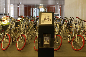 轻客携手柏悦“Bike2go”  引领智慧电单车出行新风尚