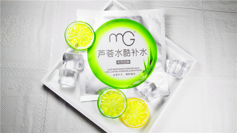 【小琦喵】秋季敏感肌肤的滋润修复护理——蚕丝面膜?普通面膜?