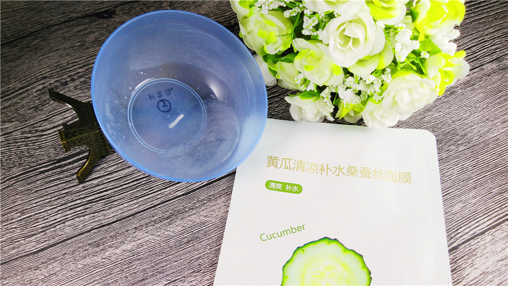 【小琦喵】秋季敏感肌肤的滋润修复护理——蚕丝面膜?普通面膜?