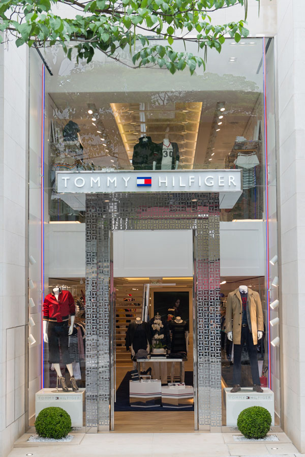 TOMMY HILFIGER庆品牌成立三十周年 巴西圣保罗两新店盛大开幕