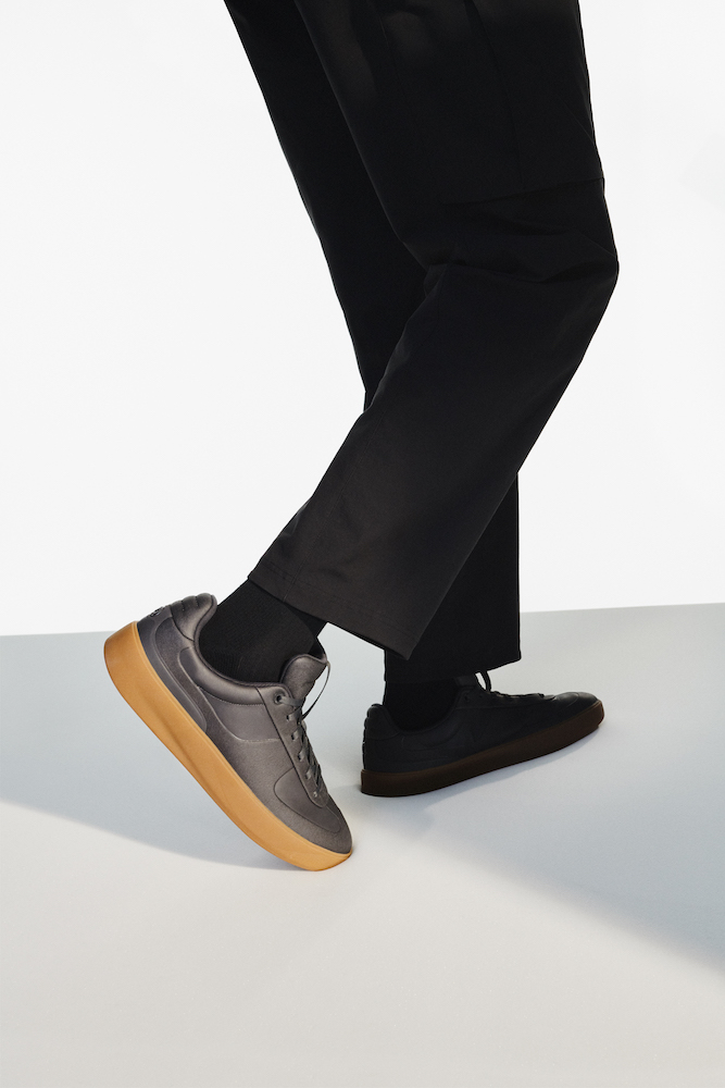 lululemon鞋履家族再添创新之作，正式推出首个男鞋系列
