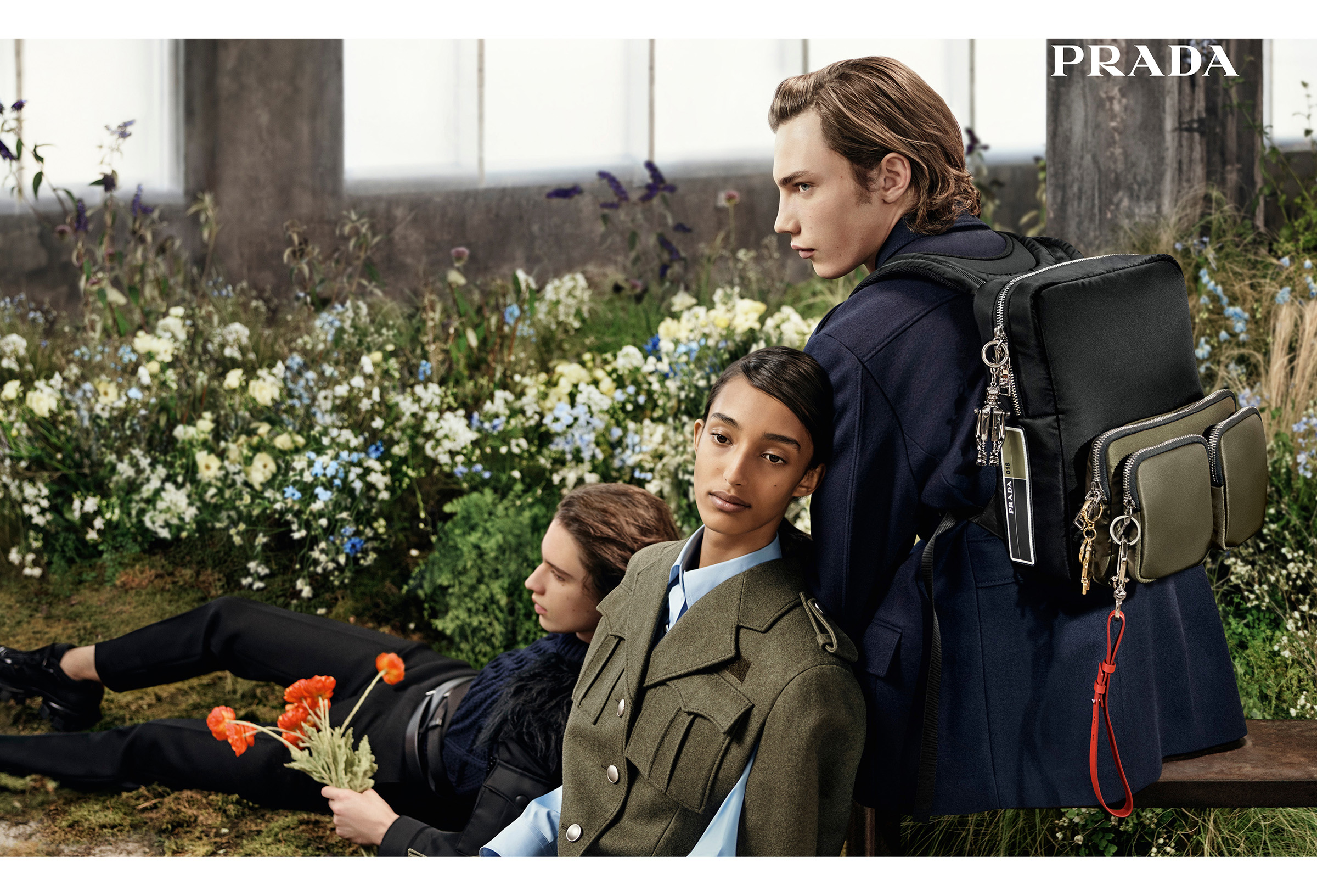 prada 2019秋冬女装与男装广告大片 浪漫解剖