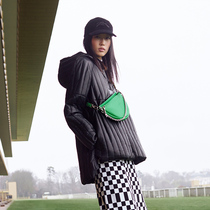 Longchamp 2023秋冬系列发布 赛马场邂逅本真自我-品牌新闻