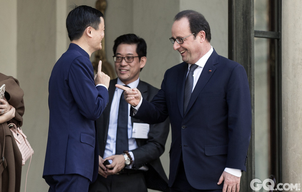 当地时间2015年3月18日，法国巴黎，法国总统奥朗德在爱丽舍宫接见阿里巴巴集团董事局主席马云。