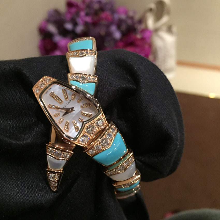 2016巴塞尔钟表展，从爱马仕、Dior到宝格丽，这些超高颜值的腕表，将珠宝唤作艺术，将工艺当做设计，开启了一款又一款的超高吸睛率表款。腕表不止有时光和工艺，还有珠宝和远方。