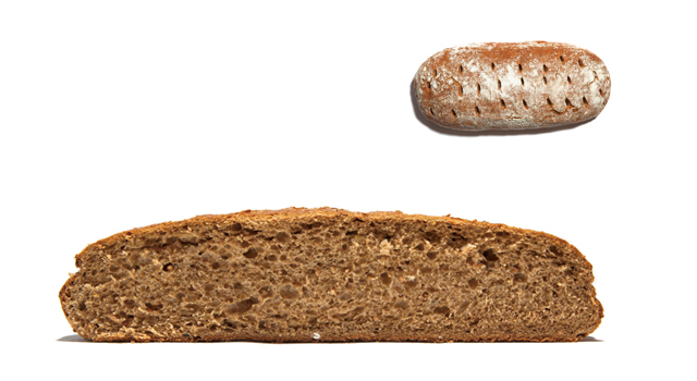 Rye bread 原味黑麦面包德国最常见的面包，由高比例黑麦粉做成，非常紧实。