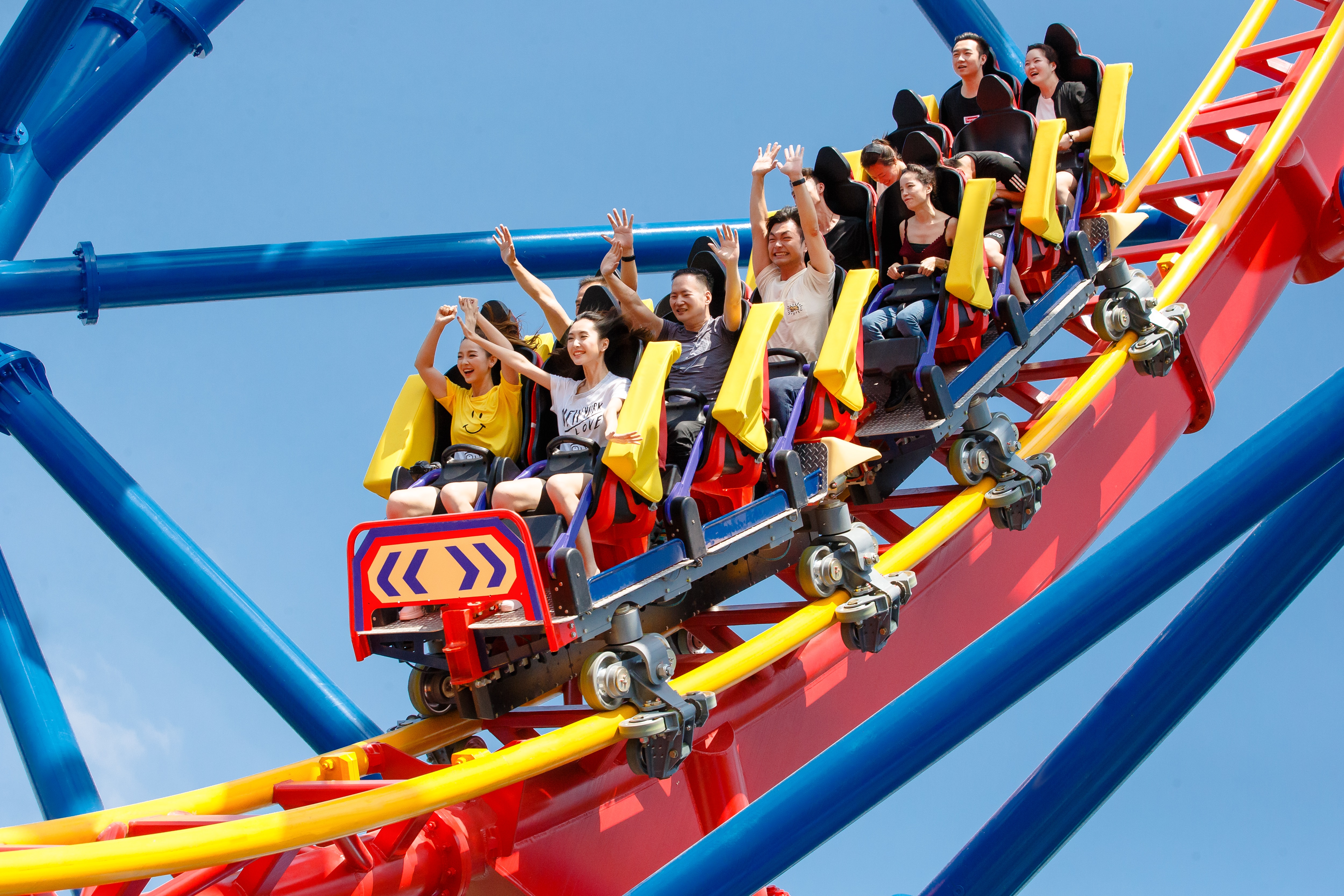 长隆欢乐世界"奇趣狂欢节"即将开幕