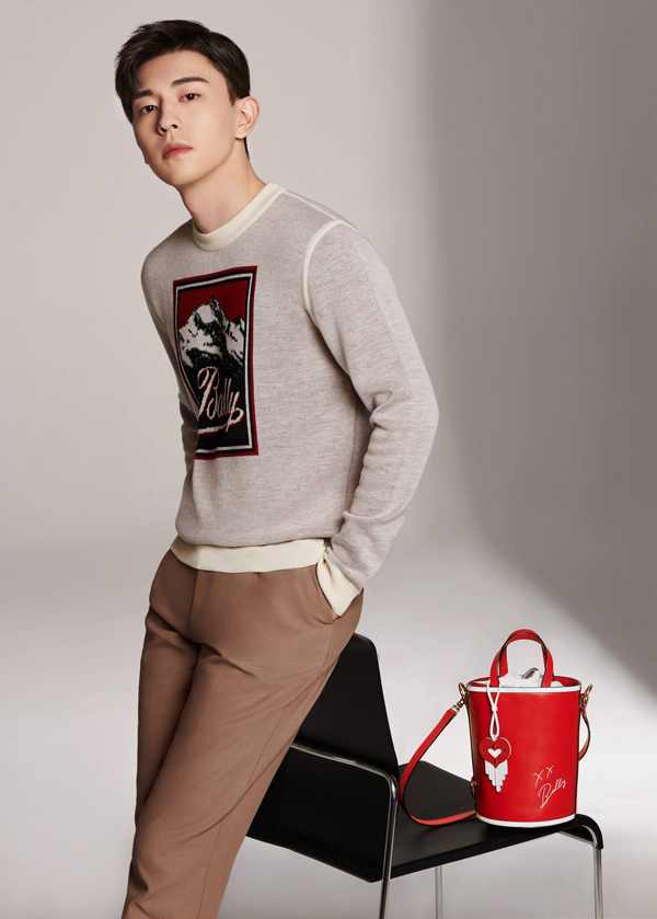 bally亚太区品牌代言人邓伦倾情演绎bally七夕限定系列,浓情蜜意的