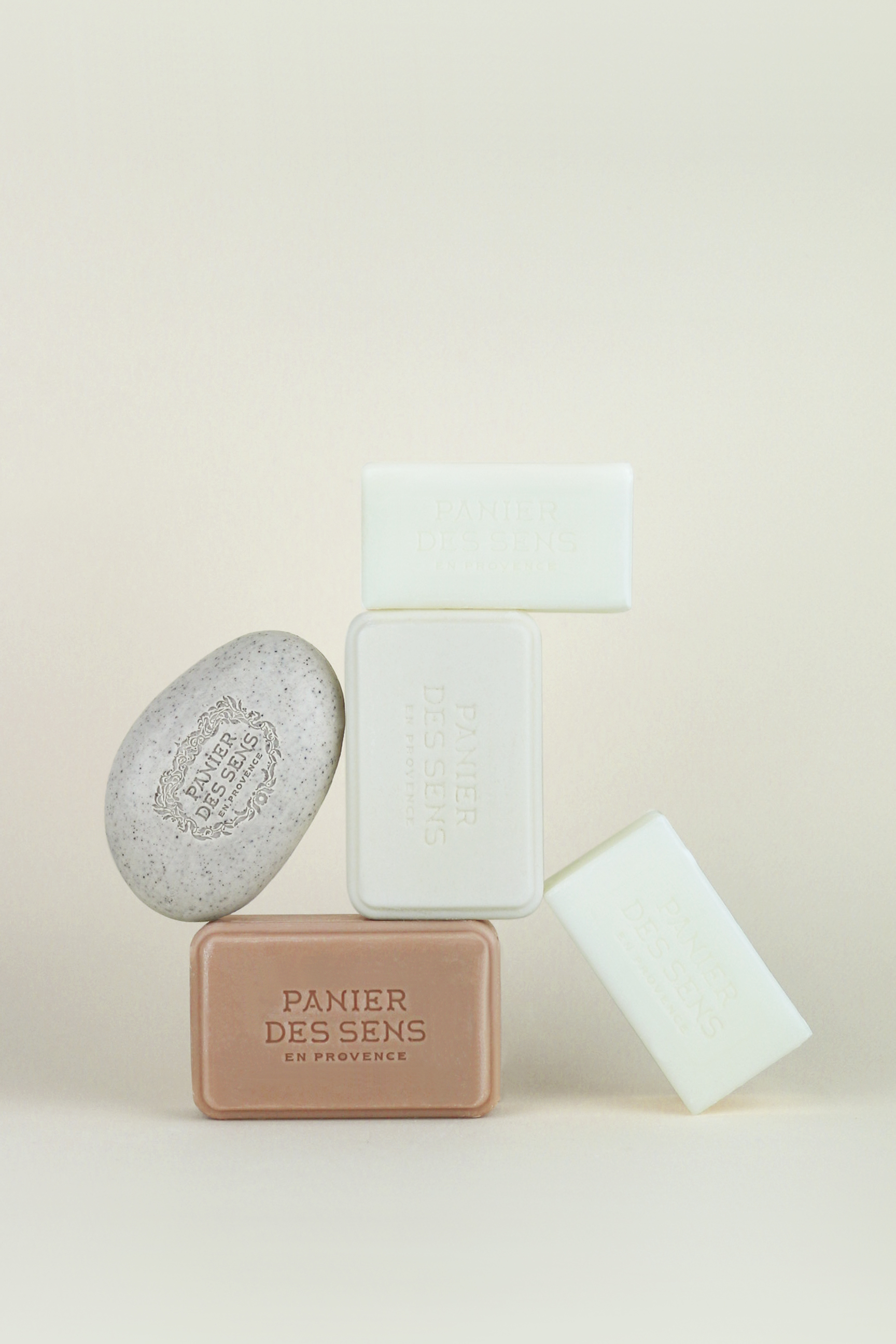 香遇南法新年新愿南法庄园panierdessens马赛香皂共度迎新时刻