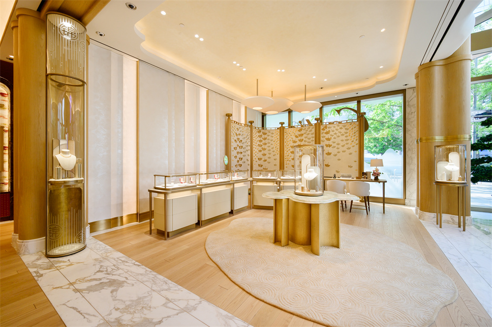 风格之旅云上彩虹卡地亚成都远洋太古里精品店重装启幕