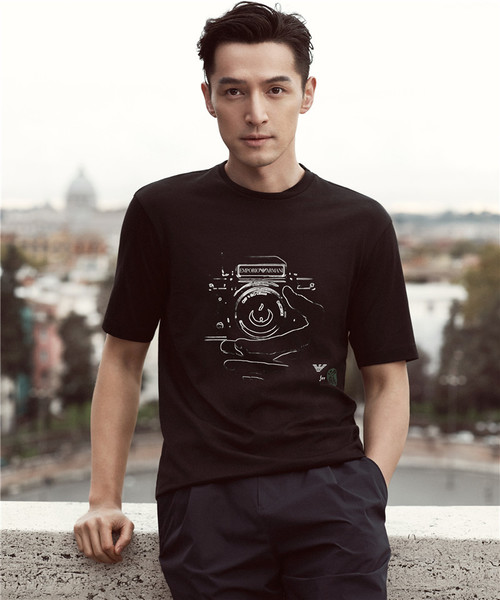 emporioarmani发布胡歌特别限量款t恤