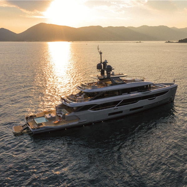 全新 oasis 40 米豪华创新旗舰游艇, 即将闪耀热那亚游艇展